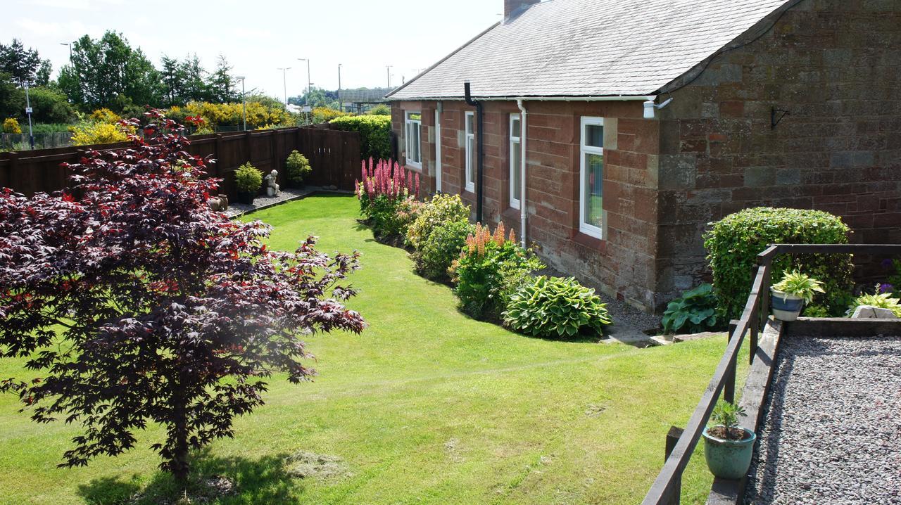 Alexander Guest House Dumfries Exterior photo